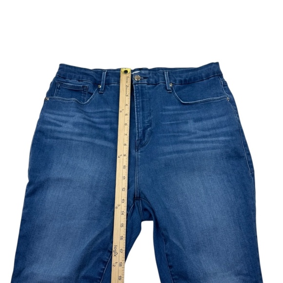 Good American Good Waist Hem Skinny Jeans - Picture 10 of 12